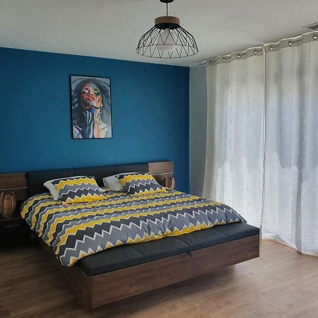 La Suite De La Route Des Chateaux Arsac Εξωτερικό φωτογραφία